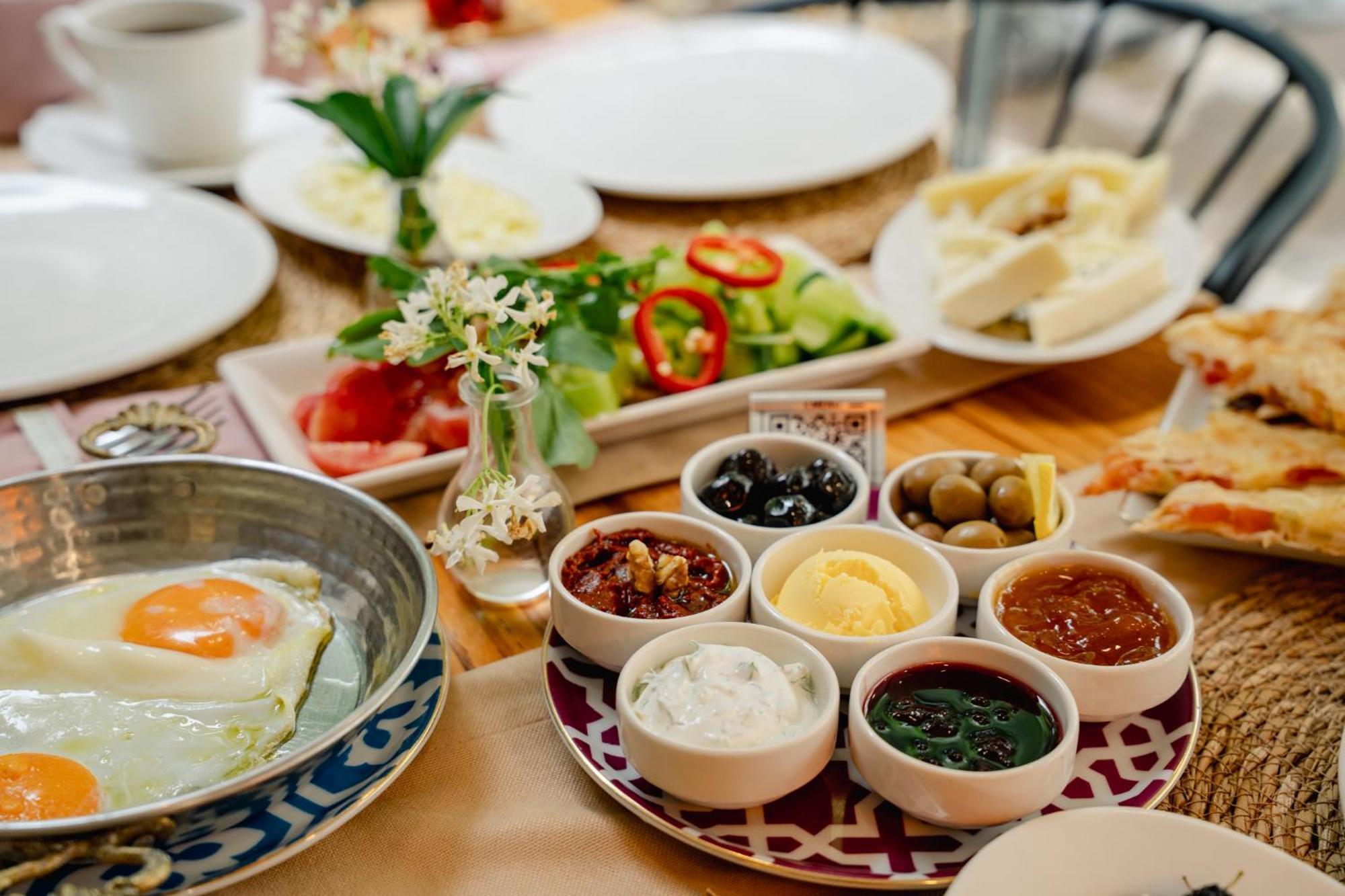 فندق Cunda Ilios Ayvalı المظهر الخارجي الصورة